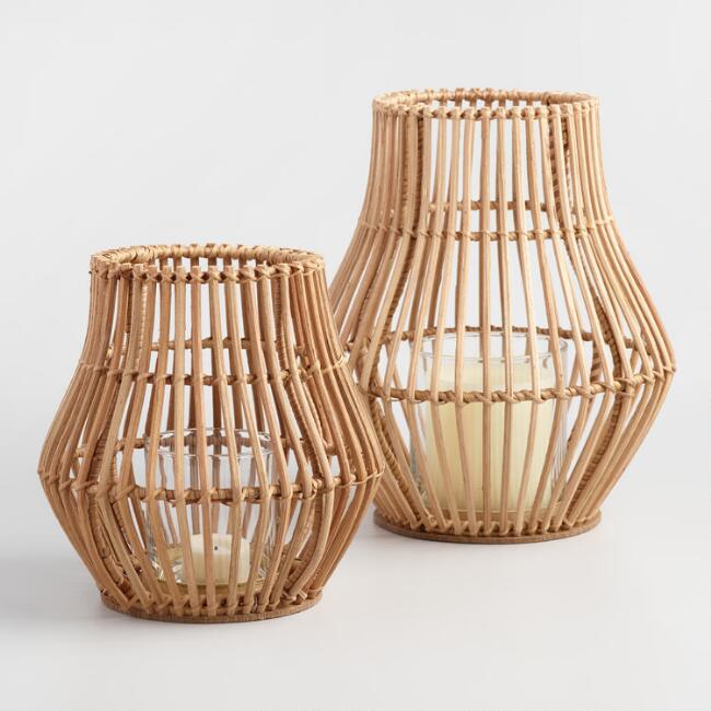 Beach Lanterns to Illuminate your Coastal Home #Lanterns #RattanLanterns #Patio #Porch #Deck #OutdoorLights #beachlanterns #CoastalLanterns #CoastalLights #SummerHouse #BeachHouse #CoastalLiving