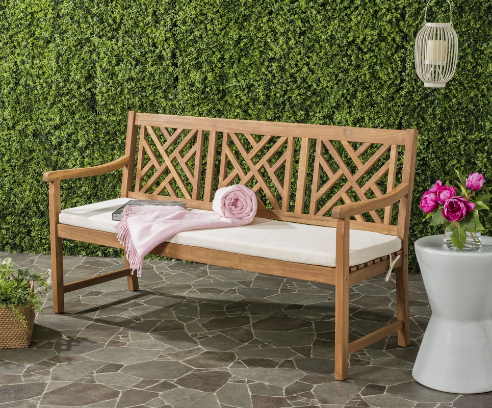 18 Glorious Benches to Accent Your Gardenscape #gardenbench #benches #stanwichbench