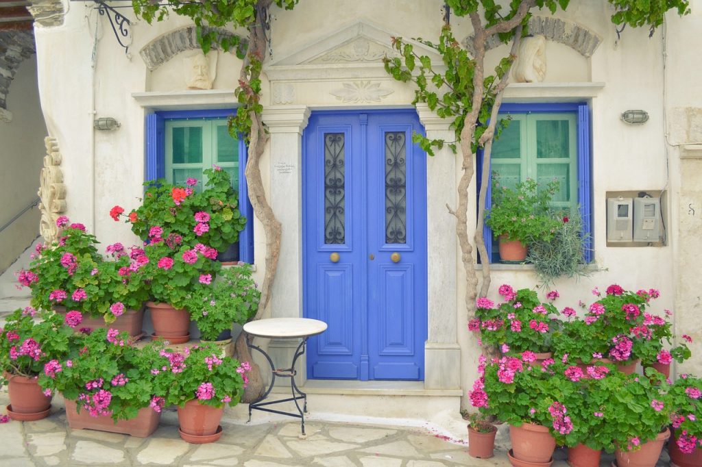 9 Stunningly Bold Coastal Front Doors - Tinos Island Greece Door #bolddoors #colorfuldoors #brightdoors #door #TinosIsland