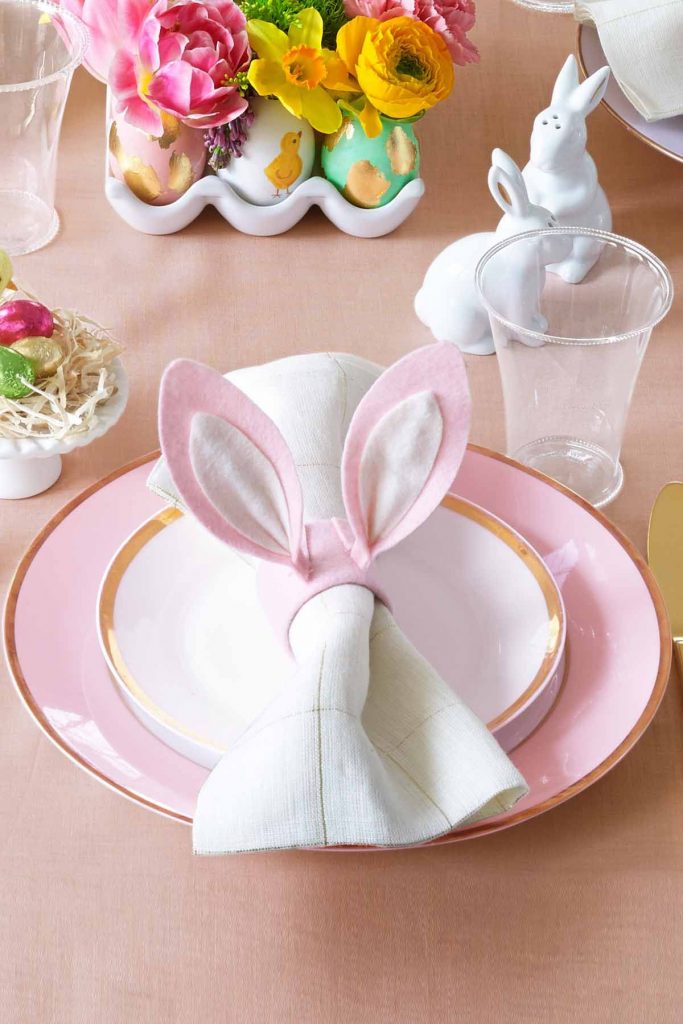 9 DIY Easter Decor Ideas for a Coastal Home - Bunny Ear Napkin Ring #EasterDIY #EasterDecor #DIY #EasterCoastalDecor #EasterCoastalHome