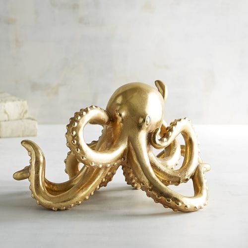 8 Glamorous Metallic Accents to Decorate Your Coastal Home Large Gold Plated Clam Shell #coastaldecor #coastalAccents #Coastaldesign #coastalgoldenoctopus