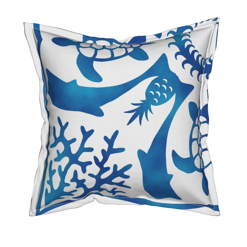 10 Cool Dolphin Accessories for Your Coastal Home #coastalhome #coastaldecor #dolphin #sealife #oceanlife