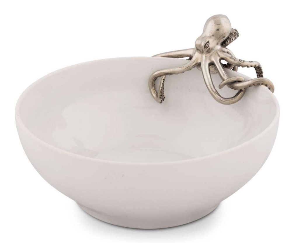 10 Cool Octopus Accessories for your Coastal Home #octopus #coastalhome #coastaldecor #sealife