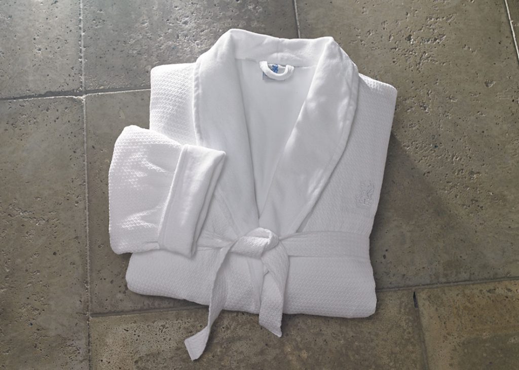 Gifts to Wow Mom this Mothers Day Ritz Carlton Shops Diamond Waffle Robe #MothersDay #GiftsForMom #MomsDayGifts #RitzCarltonShops