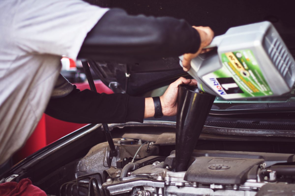 11 Genius Money Saving Tips for Frugal Car Owners