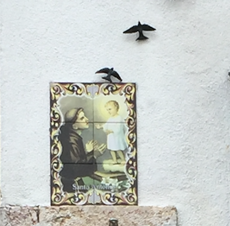 Old World Tiles of Lisbon, Portugal St. Anthony tiles #Lisboa #Lisbon #Portugal #PortugalTravel #TravelPortugal #BeautifulPortugal #Alfama #PortugueseTiles #LovePortugal