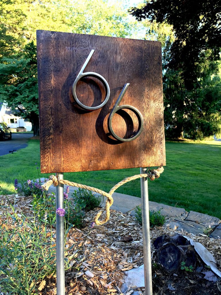 Coastal DIY: Mid-Century Modern Address Sign - Finished DIY Project #coastal #beachhousedecor #DIY #frugalLiving #housenumber