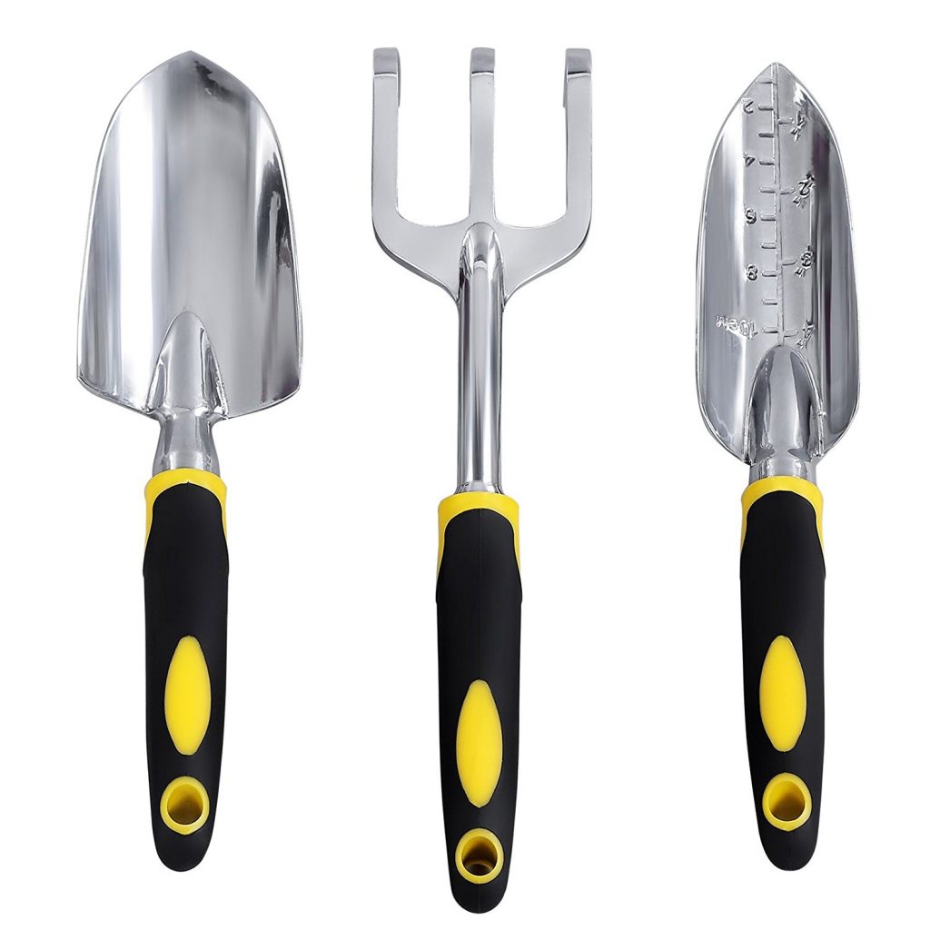 6 Essential Tools for Planting Spring Bulbs Songmics Garden Tools Set #PlantBulbs #Garden #Gardening #GardenTools #GardenBulbs #FallPlanting #PlantingTools #SpringBloomingFlowers#Landscape #PlantTulips #PlantDaffodils 
