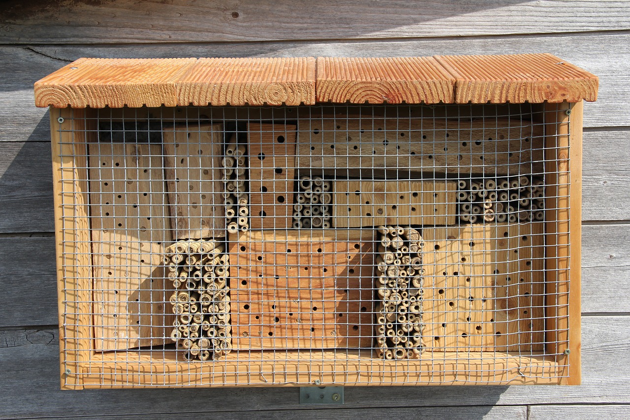 Mason Bee Hotel Diy