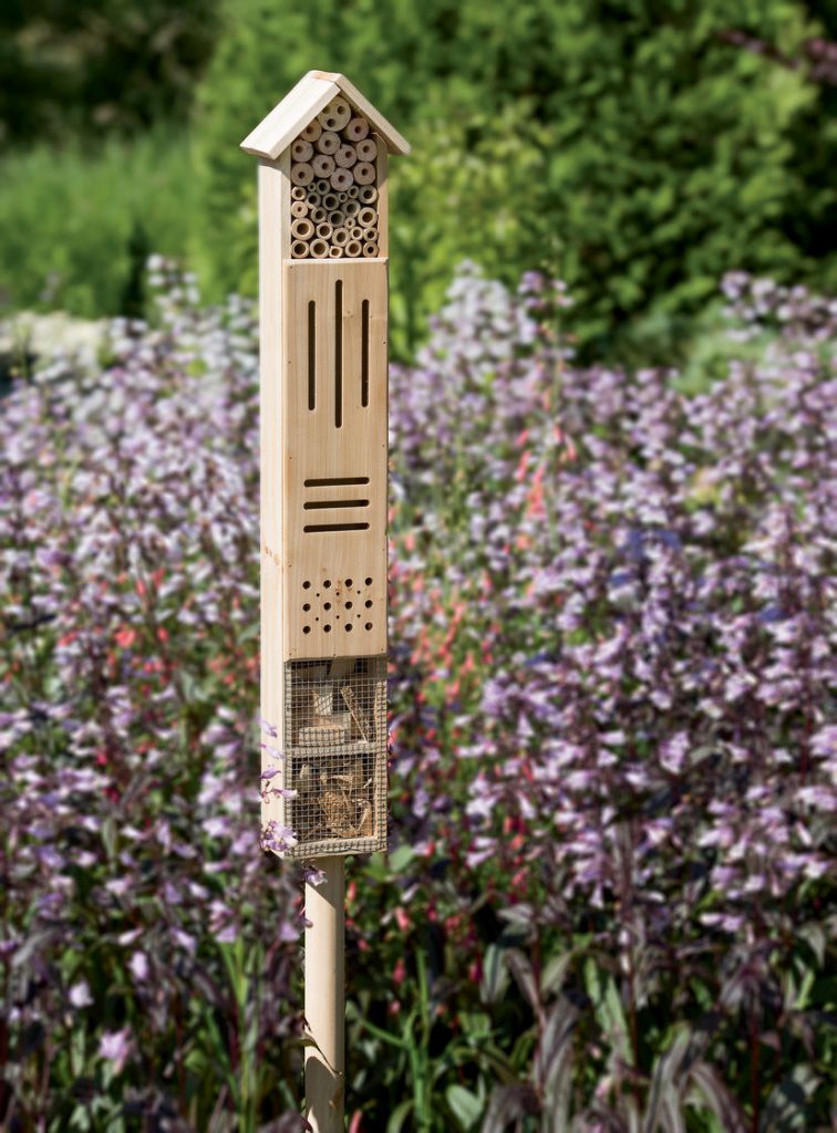 How to Build Habitats for Beneficial Wildlife Wooden Insect Hotel with Stake #Wildlife #HabitatforWildlife #ShelterforWildlife #BeneficialWildlife #BuildHabitatForWildlife #NestBoxes #BugBoxes #BeeHotels #NativePlants #BeneficialPollinators 