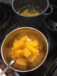 How To Cut A Butternut Squash For Cooking Drained Cooked Butternut Squash #ButternutSquash #DIY #PrepButternutSquash #QuickAndEasy #HealthyEating 