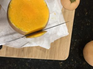 How to Cut a Butternut Squash for Cooking #ButternutSquash #DIY #PrepButternutSquash #QuickAndEasy #HealthyEating 