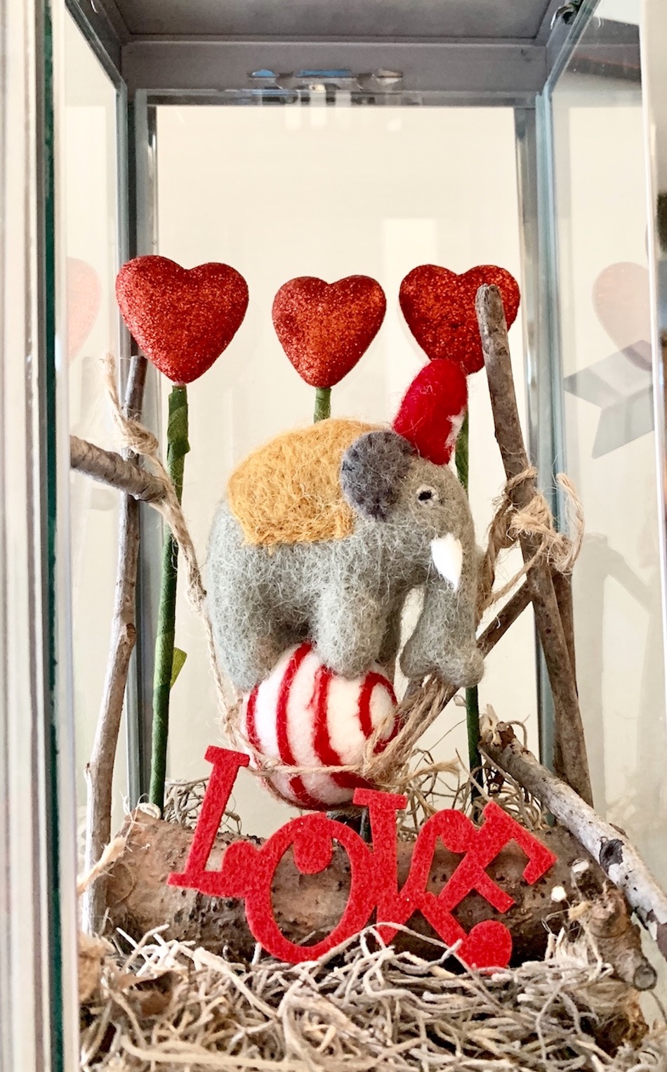 Valentine’s Day Home Decor Lovable Elephant Balancing Act Lantern #Farmhouse #Affordable #SimpleDecor #QuickAndEasy #BudgetFriendly #Valentine #ValentinesDay #DIY #StValentinesDecor #FarmhouseDecor