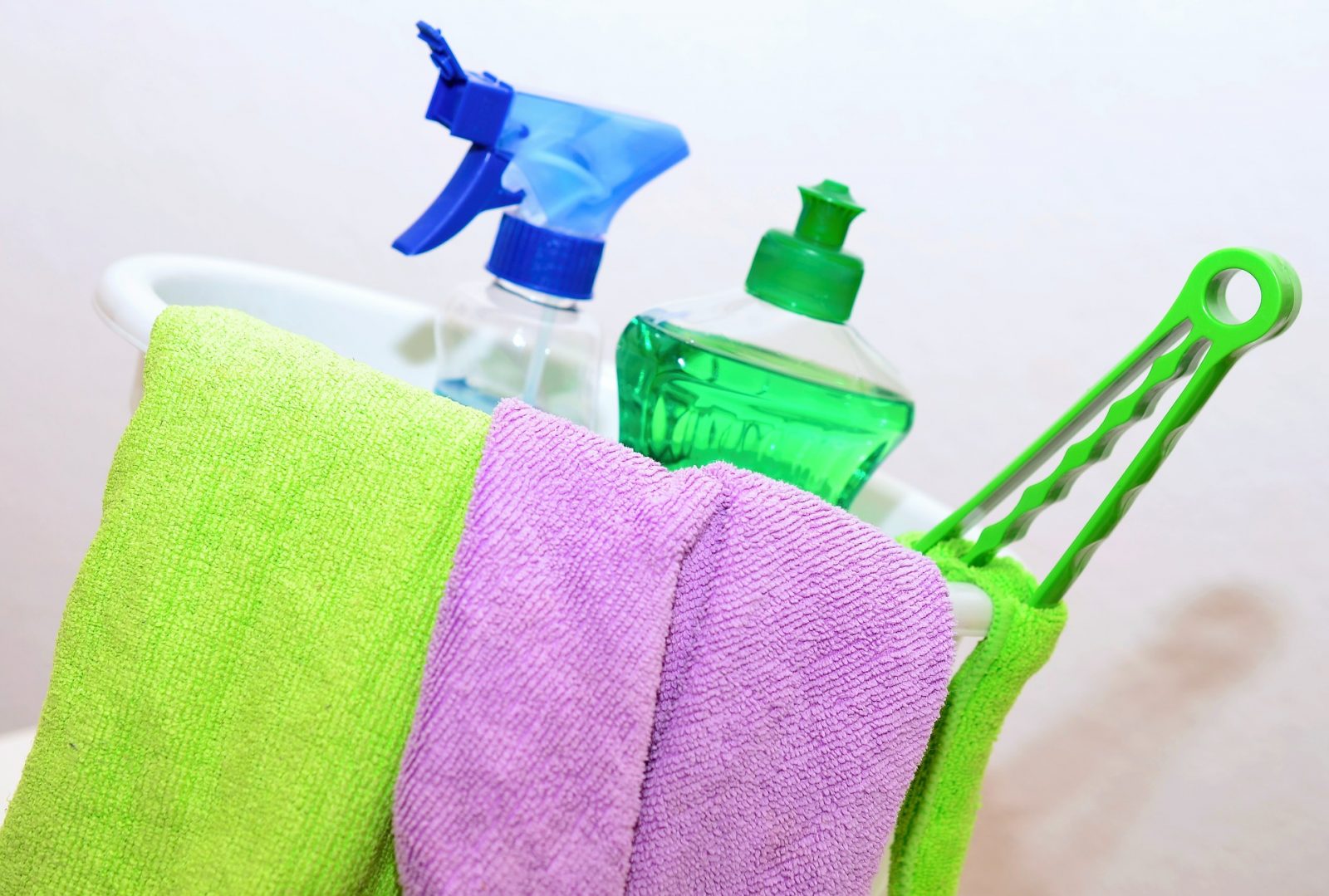 32 Brilliant Cleaning Microfiber Cloth Uses Cleaning #Microfiber #Cleaning #BudgetFriendly #Affordable #HouseCleaning #SaveMoney #SaveTime