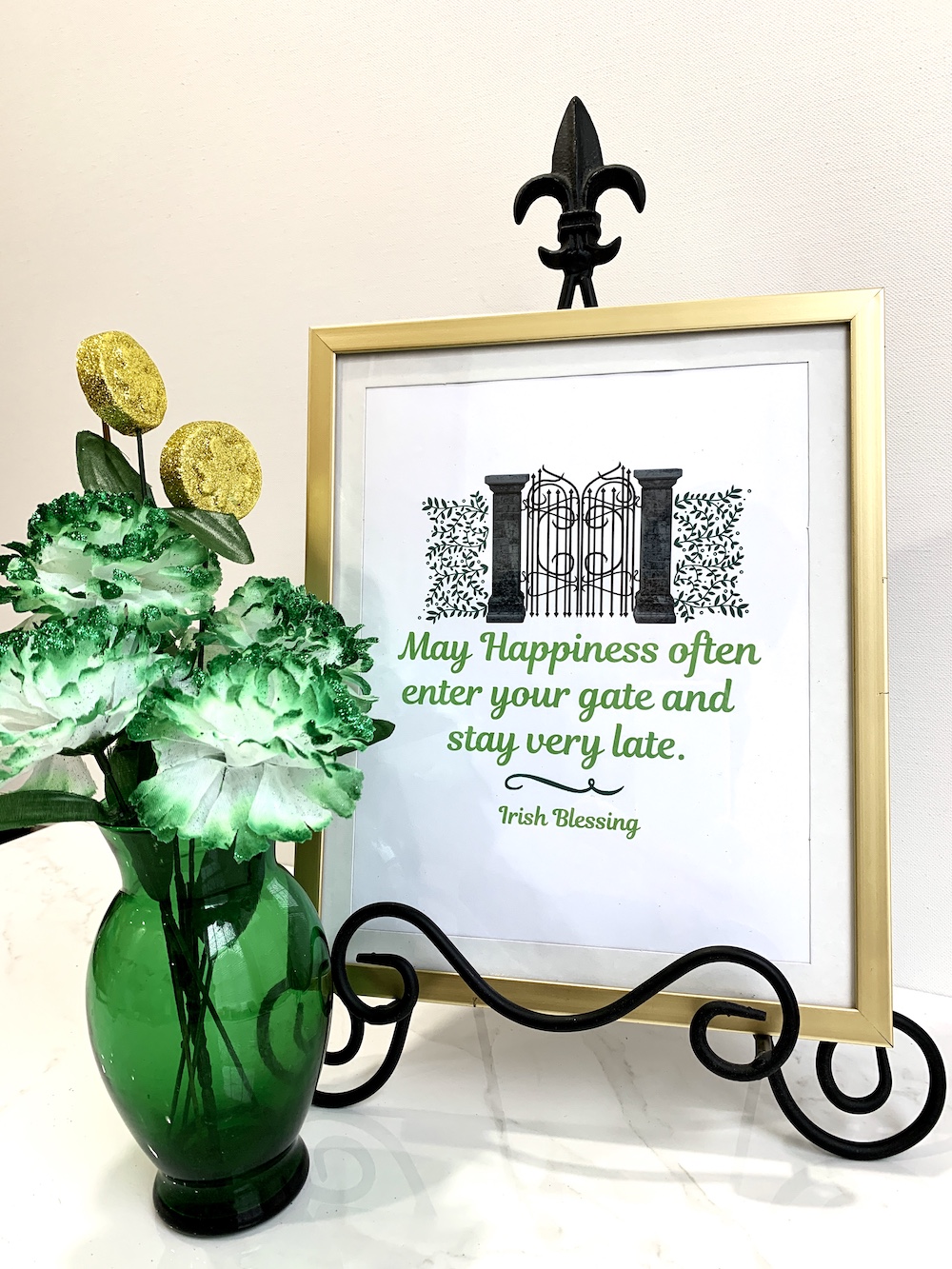 Irish Blessing Free Printable Irish Blessing #DIY #Affordable #SimpleDecor #QuickAndEasy #BudgetFriendly #StPatrick #StPatricksDay #StPatricksDecor #FreePrintable #IrishBlessing #WallArt #FreeWallArt