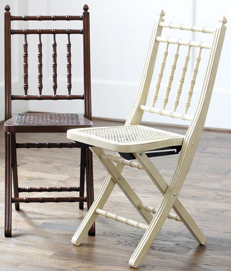 8 Folding Chairs for Holiday Dinners