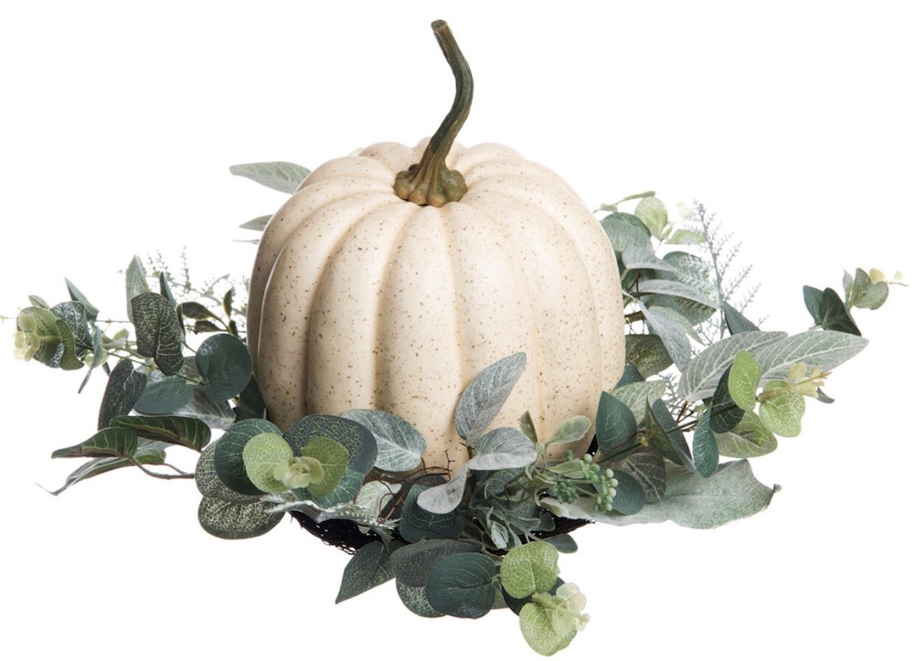 Centerpiece for the Thanksgiving Table Speckled Cream Pumpkin Centerpiece #Decor #ThanksgivingDecor #FallCenterpiece #FallDecor #Thanksgiving #ThanksgivingTable #Centerpiece