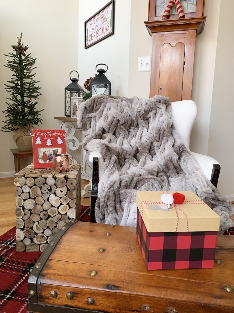 Rustic Christmas Lodge Accessories for the Home