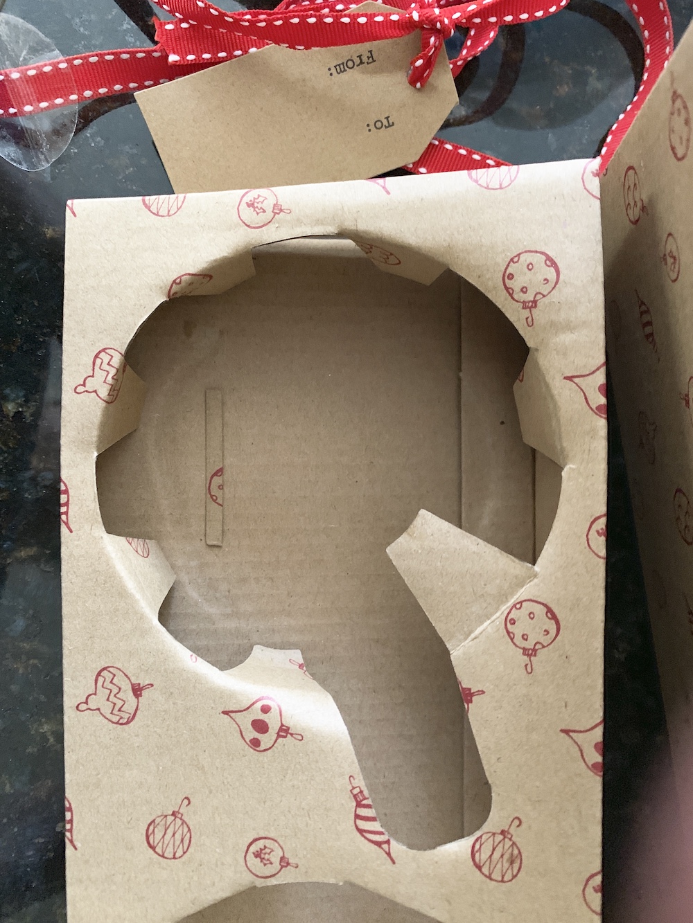 DIY Decor Cardboard Reused for Rounded Leaf Template #DIY #DIYChristmasTree #Christmas #ChristmasDecor #ChristmasTableTop #DIYChristmasProject #ChristmasTrees 