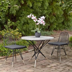 Du Jour Bistro Set #OutDoorFurniture #Patio #OutDoorLiving #OutDoorSpaces #PatioDining #Deck #Balcony 