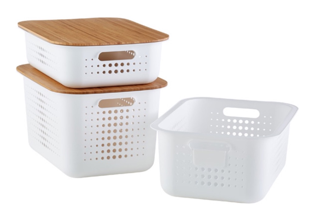 Stylish Storage White Nordic Storage Baskets with Handles #Storage #StorageBins #ClothingStorage #ClosetStorage #Organization #TidyHome