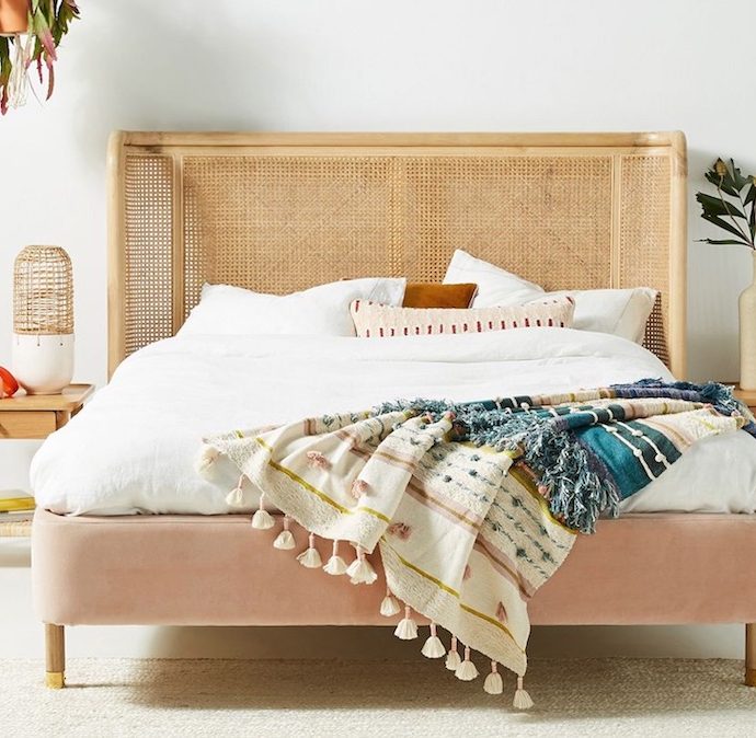 18 Comfy Coastal Beds for Dreamy Nights