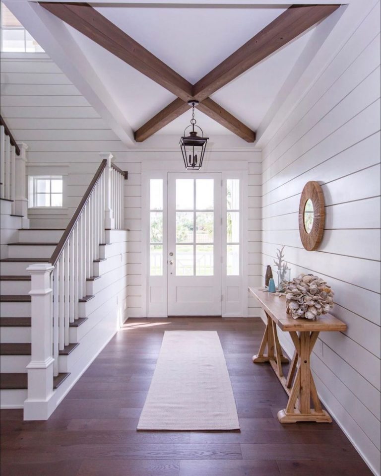 26 Best Coastal Entryway Decor Ideas