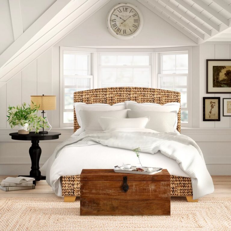 18 Comfy Coastal Beds for Dreamy Nights