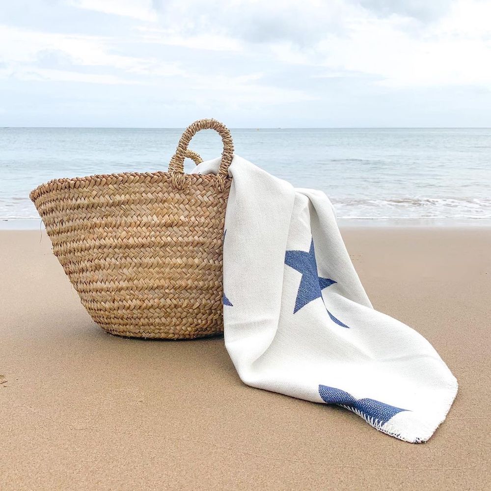 Inspo 1 #bythesea #beachlife #beachvibes #summer #coastalstyle #coastaldecor #coastalliving #beachgear #FamilyFun