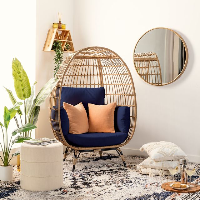 Egg Chair Styling Ideas Inspo 10 #Chairs #EggChairs #BohoDecor #CoastalDecor #BeachHouse 