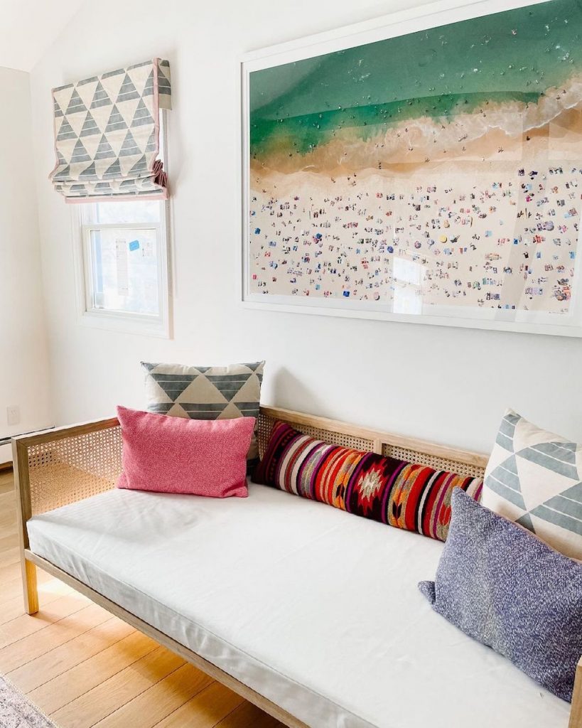 How to Style a Daybed with Pillows