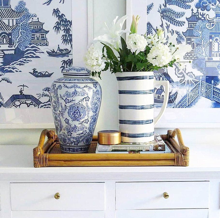 Inspo 24 #Vignette #CoastalVignette #Coastal #TrayStyling #TrayStylingTips #CoastalDecor #HomeDecor #LivingRoomDecor