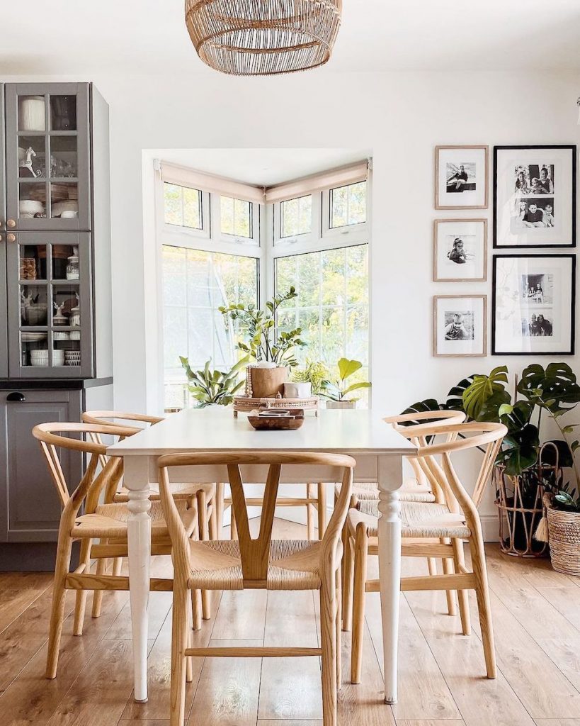 Inspo 4 #Chairs #WishboneChairs #DiningRoom #CoastalDecor #BeachHouse 