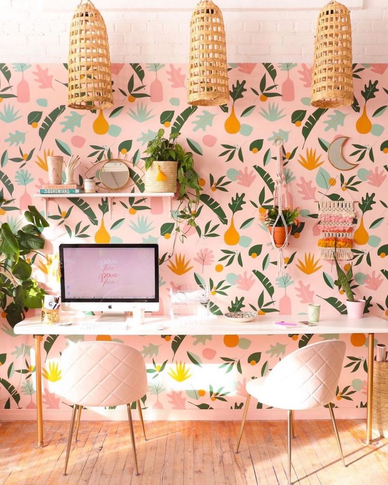 15 Best Coastal Wallpaper for Today’s Summer Home