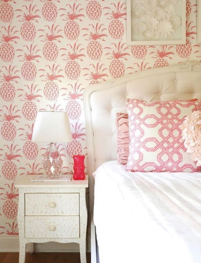 25 Most Inspiring Coastal Wallpaper Styling Ideas for the Summer Home