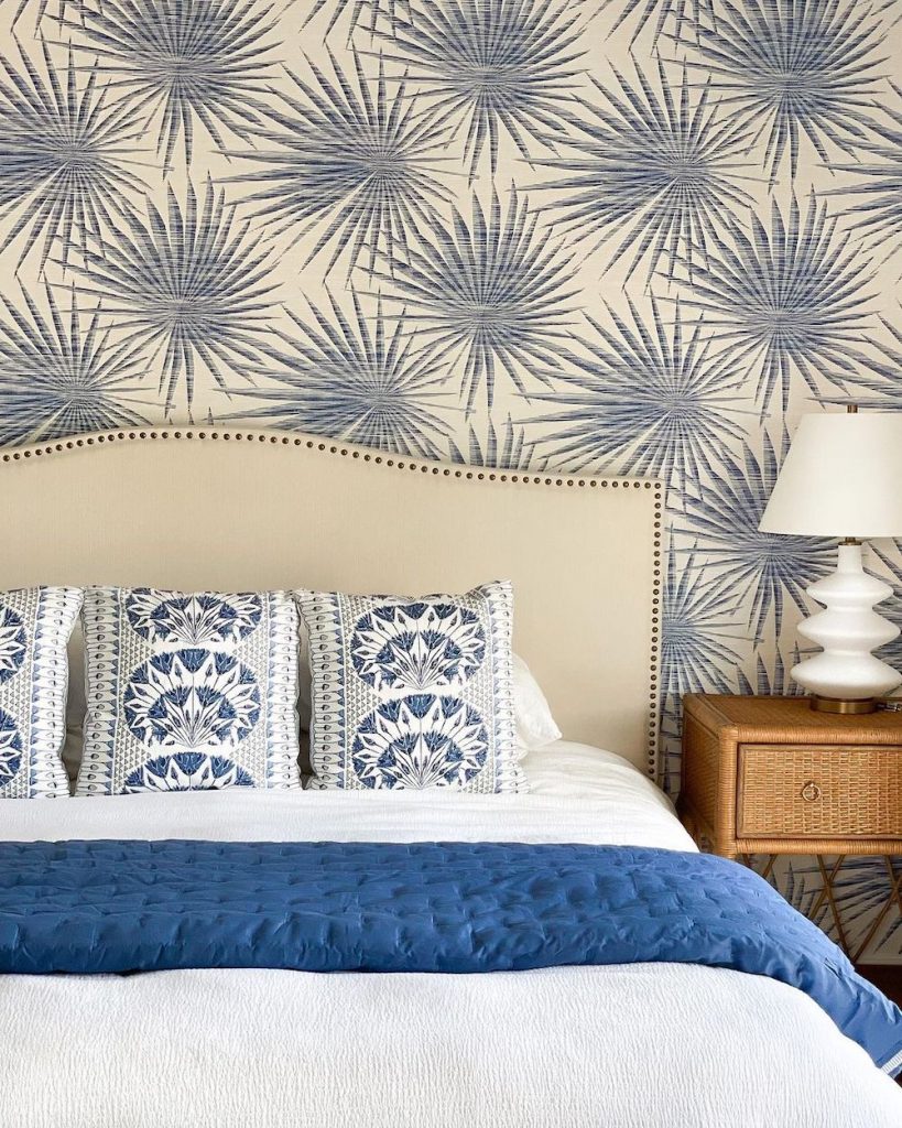 25 Most Inspiring Coastal Wallpaper Styling Ideas For The Summer Home 0235