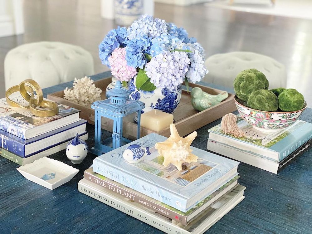 Coastal Tray Styling Ideas Inspo 2 #Vignette #CoastalVignette #Coastal #TrayStyling #TrayStylingTips #CoastalDecor #HomeDecor #LivingRoomDecor