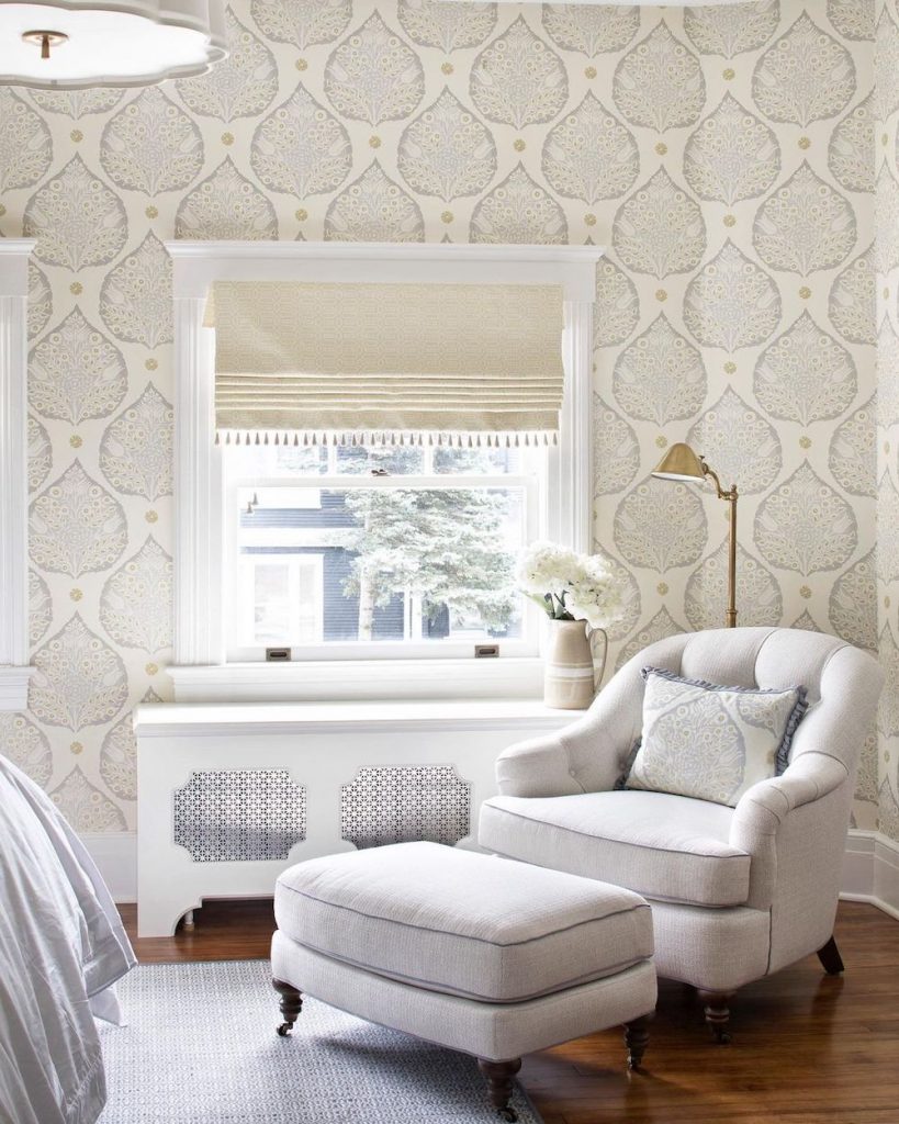 25 Most Inspiring Coastal Wallpaper Styling Ideas for the Summer Home
