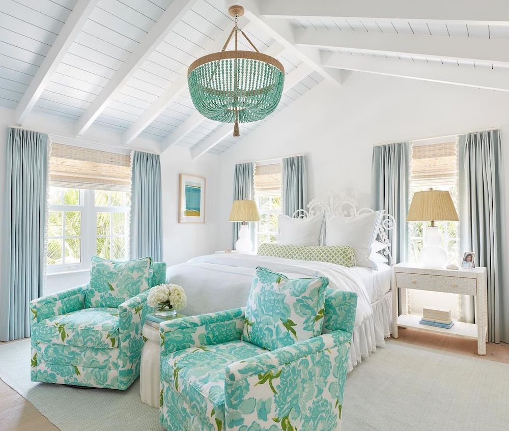 Coastal Blue and Green Interiors Inspo 8 #Vignette #CoastalVignette #Coastal #TrayStyling #TrayStylingTips #CoastalDecor #HomeDecor #LivingRoomDecor