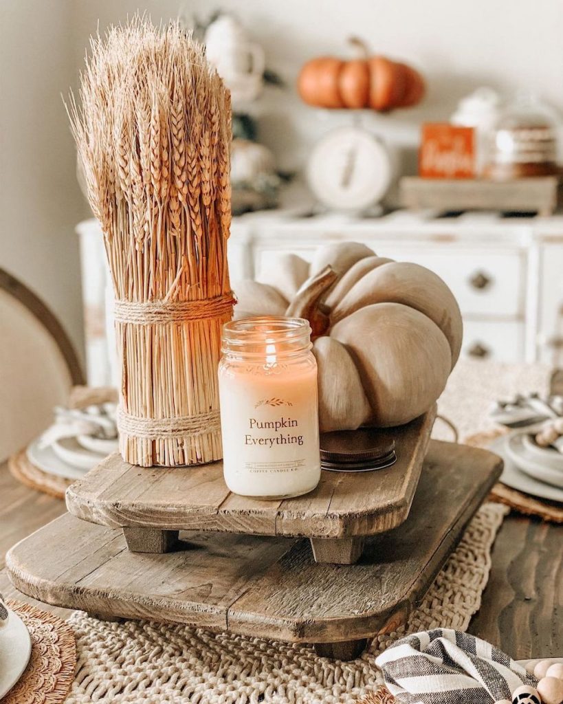 DIY fall centerpiece ideas In 15 #Fall #FallCenterpiece #FallDecor #Autumn #FallTable #HomeDecor 