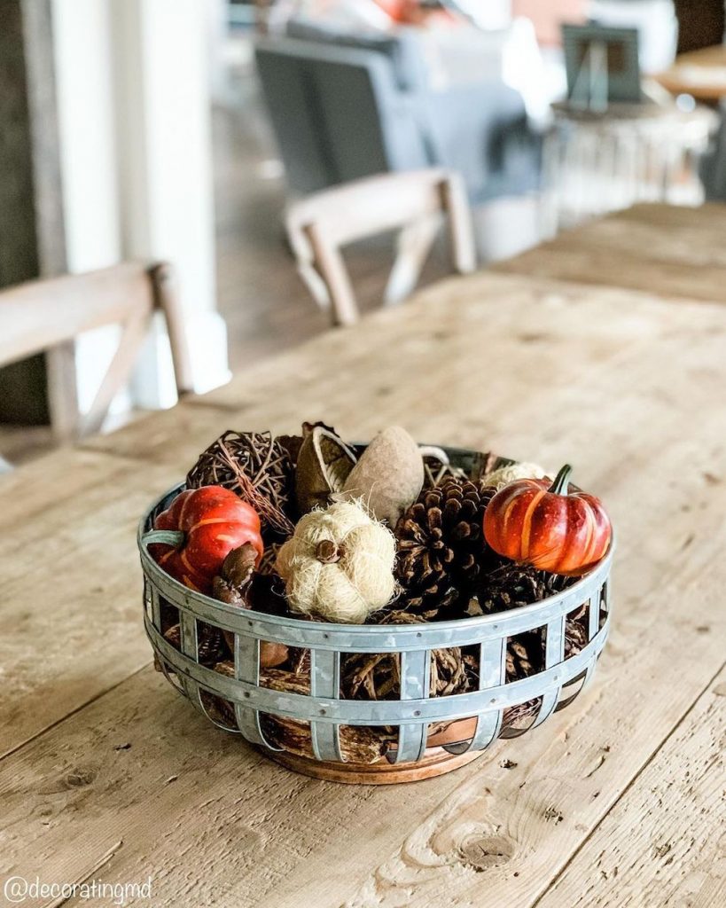 DIY fall centerpiece ideas In 17 #Fall #FallCenterpiece #FallDecor #Autumn #FallTable #HomeDecor 