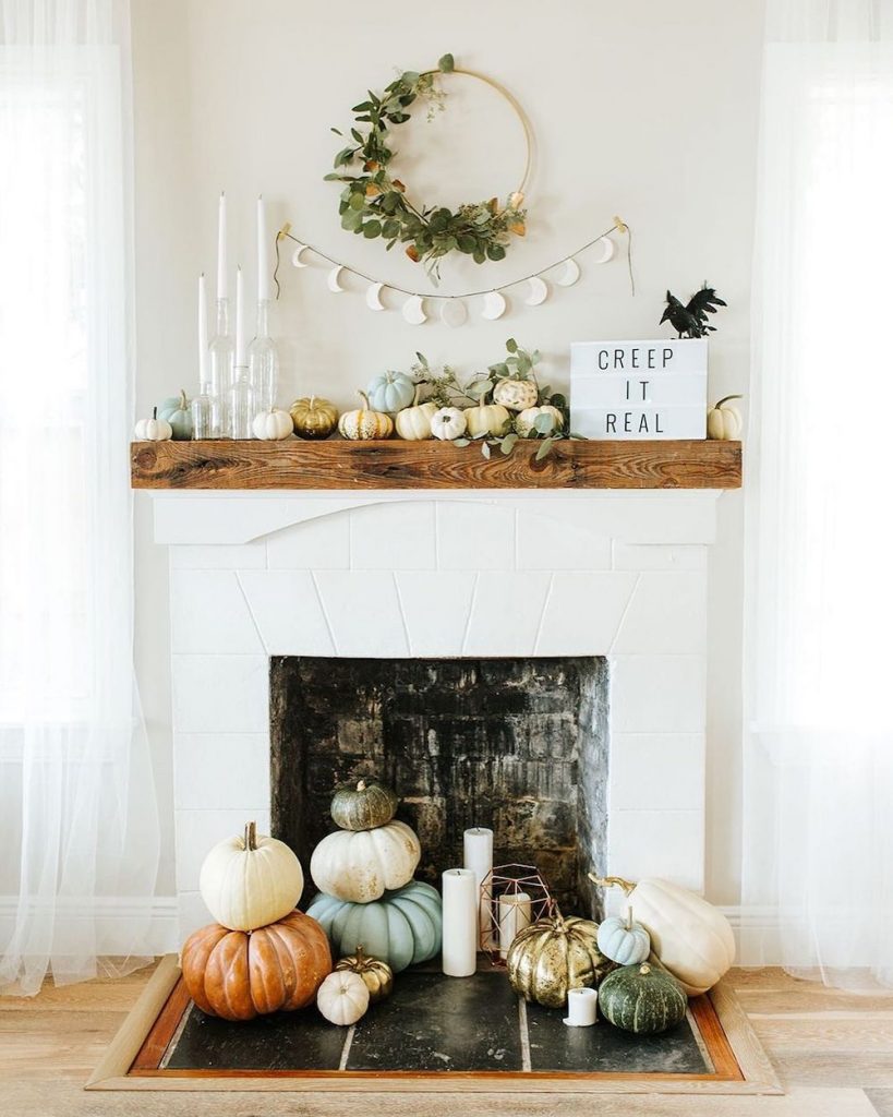 In 18 #Fall #FallMantel #FallDecor #HomeDecor #AutumnDecor