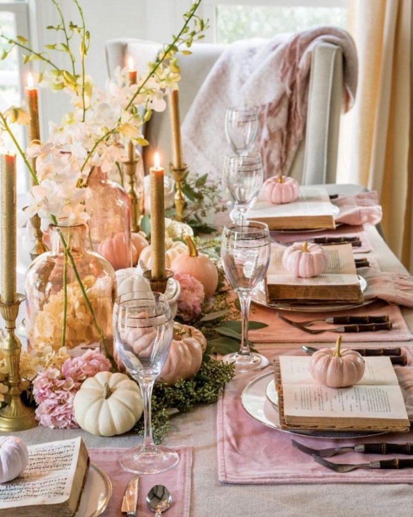 In 21 #Fall #Tablescapes #FallDecor #HomeDecor #AutumnDecor