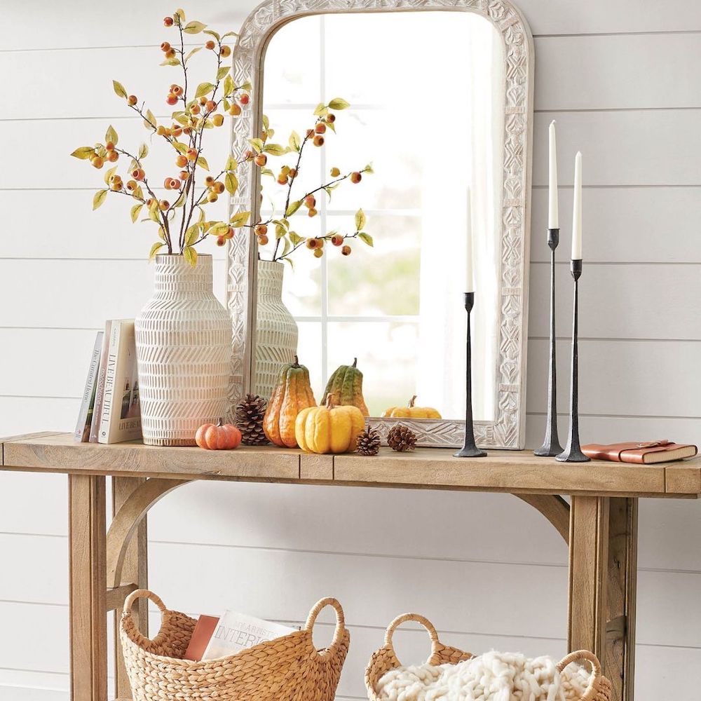 Inspo 22 #Fall #Entryway #FallEntryway #FallDecor #HomeDecor #AutumnDecor