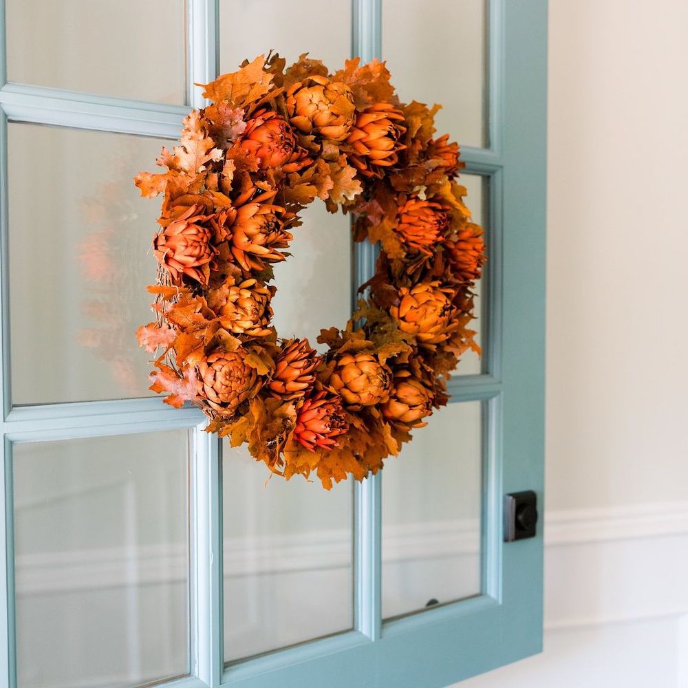 Welcoming Fall-inspired entryway ideas Inspo 33 2 #Fall #Entryway #Foyer #FallEntryway #FallDecor #HomeDecor #AutumnDecor 