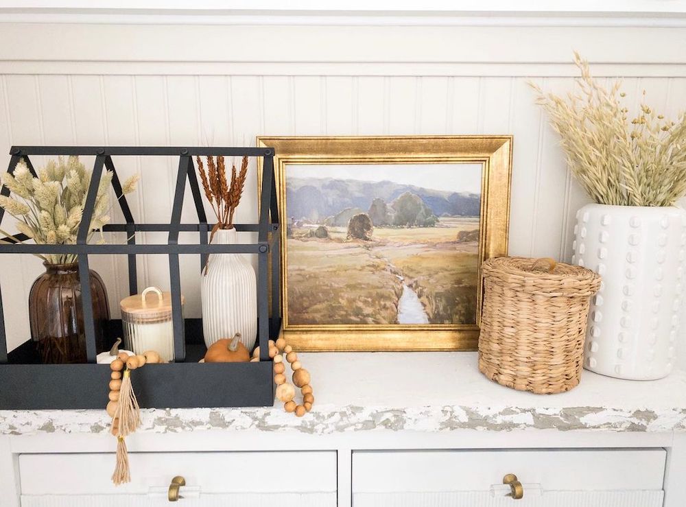 Fall vignette styling ideas Inspo 4 #Fall #FallVignettes #FallDecor #FallTableStyling #HomeDecor #AutumnDecor