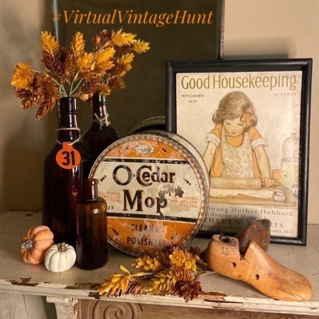 Inspo 9 #Fall #FallVignettes #FallDecor #FallTableStyling #HomeDecor #AutumnDecor