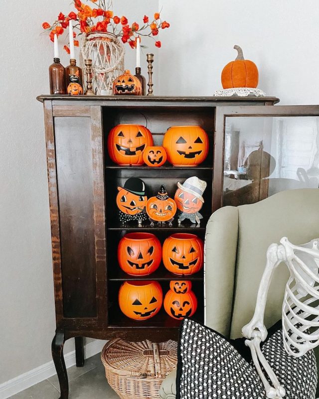 21 Halloween Decor Ideas for a Super Spooky Home!