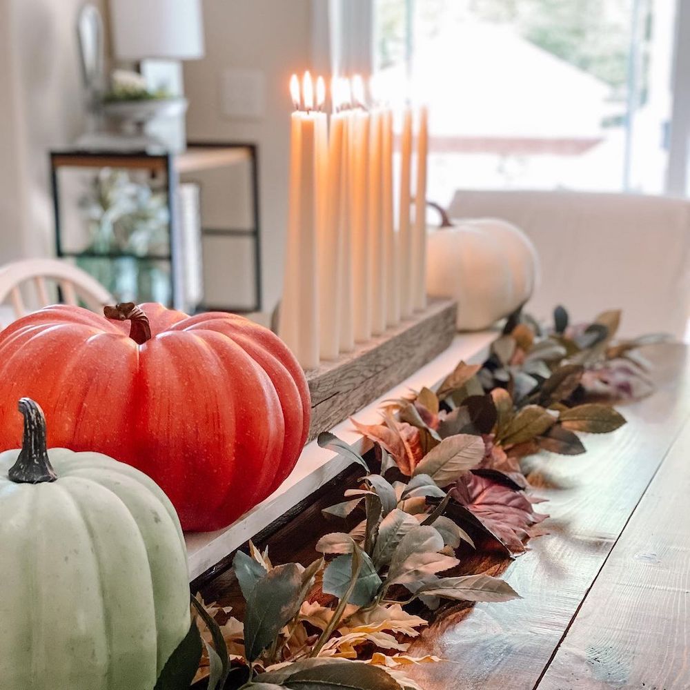 In 10 2 #Fall #Tablescapes #FallDecor #HomeDecor #AutumnDecor