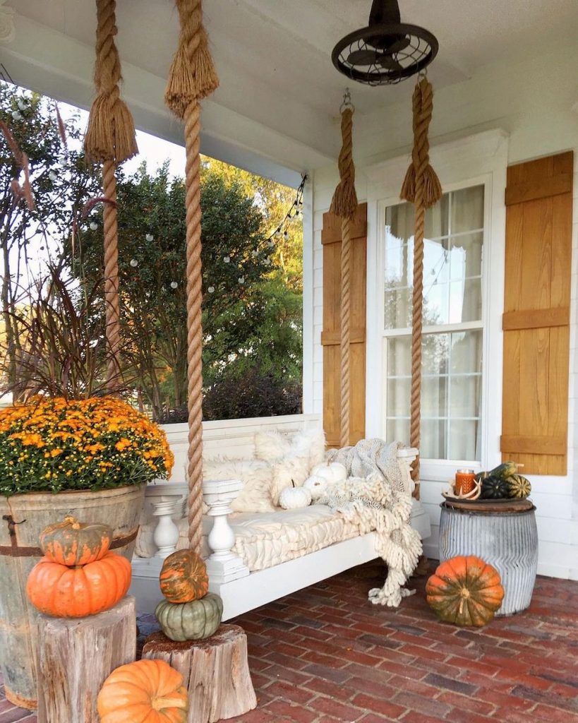 In 10 #Fall #Porch #FallPorch #FallDecor #HomeDecor #AutumnDecor